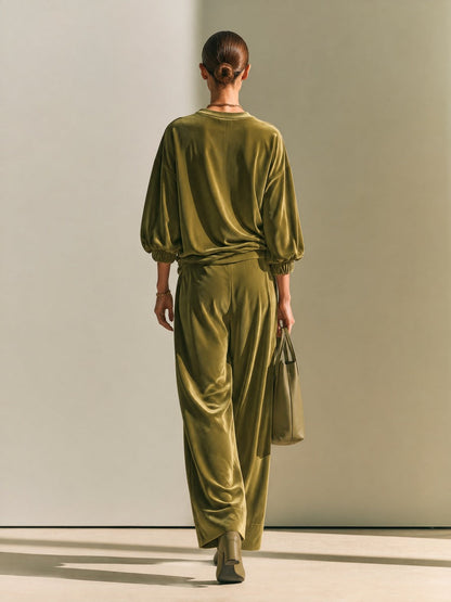 Women's Oversized Velvet Two-Piece Set - Crewneck Top & Wide-Leg Pants – House of Velari