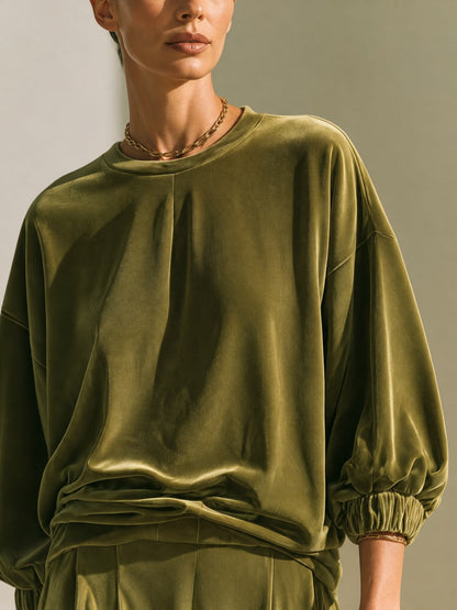 Women's Oversized Velvet Two-Piece Set - Crewneck Top & Wide-Leg Pants – House of Velari