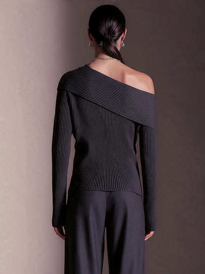Women's Dark Gray Diagonal‑Button Off‑Shoulder Long‑Sleeve Knit Top – House of Velari