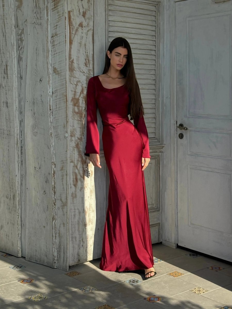 Women's Long Sleeve Fitted Waist Maxi Dress – House of Velari