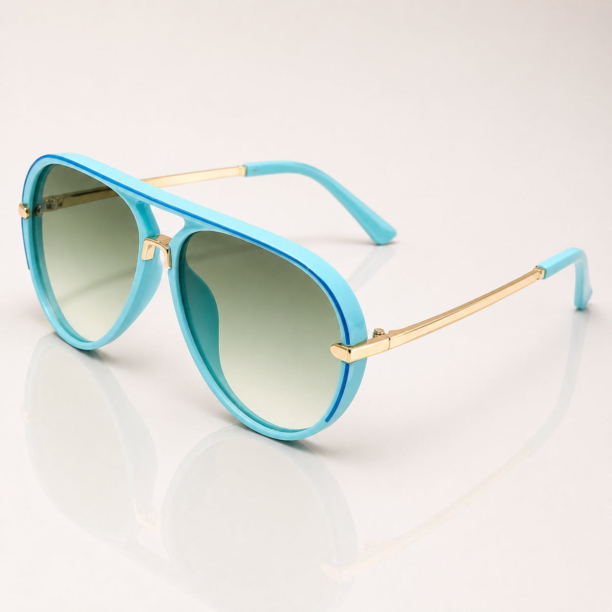 Oversized Gradient UV400 Aviator Sunglasses – House of Velari