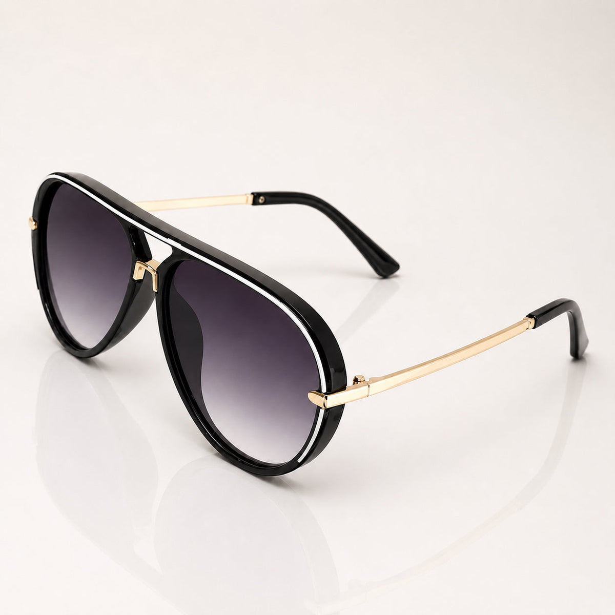 Oversized Gradient UV400 Aviator Sunglasses – House of Velari