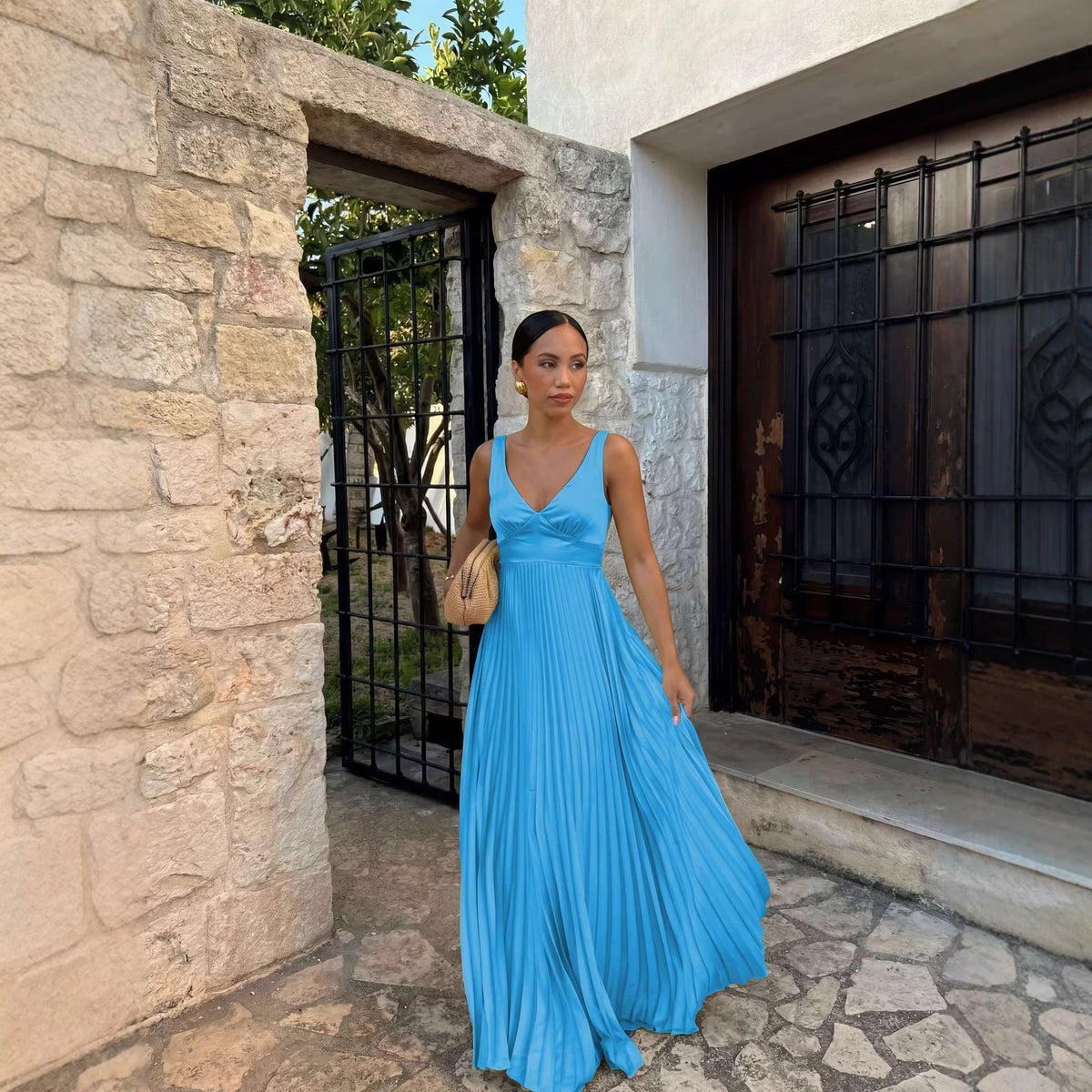 Women's Pleated Maxi Dress V-Neck Sleeveless – House of Velari