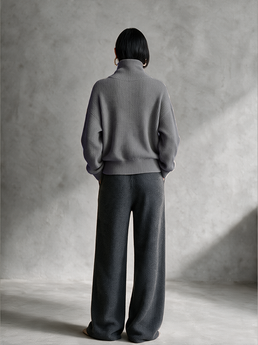 Women's Gray Diagonal‑Zip Funnel Neck Knit Sweater – House of Velari