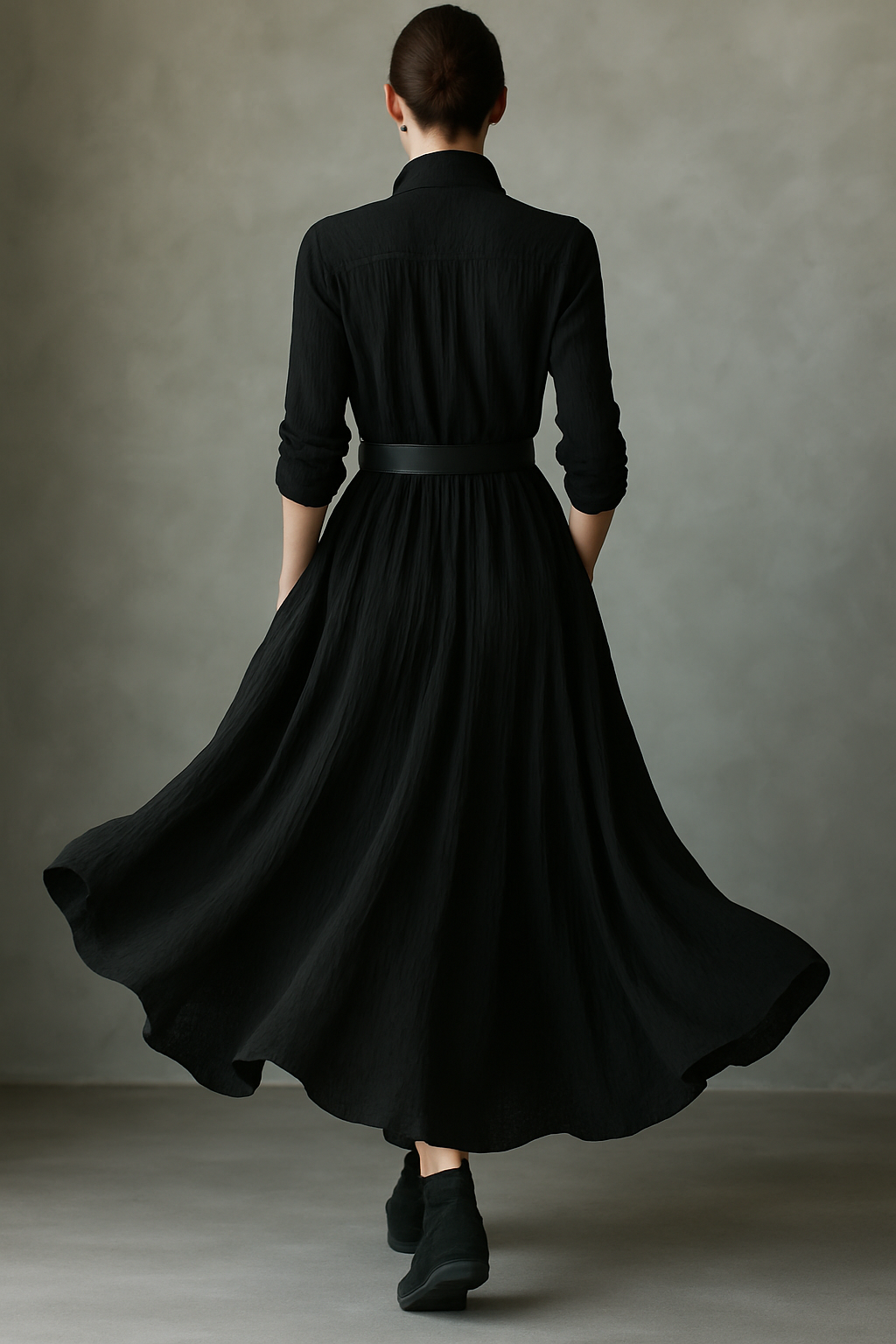 Women's Black Pleated Vintage Maxi Dress – House of Velari
